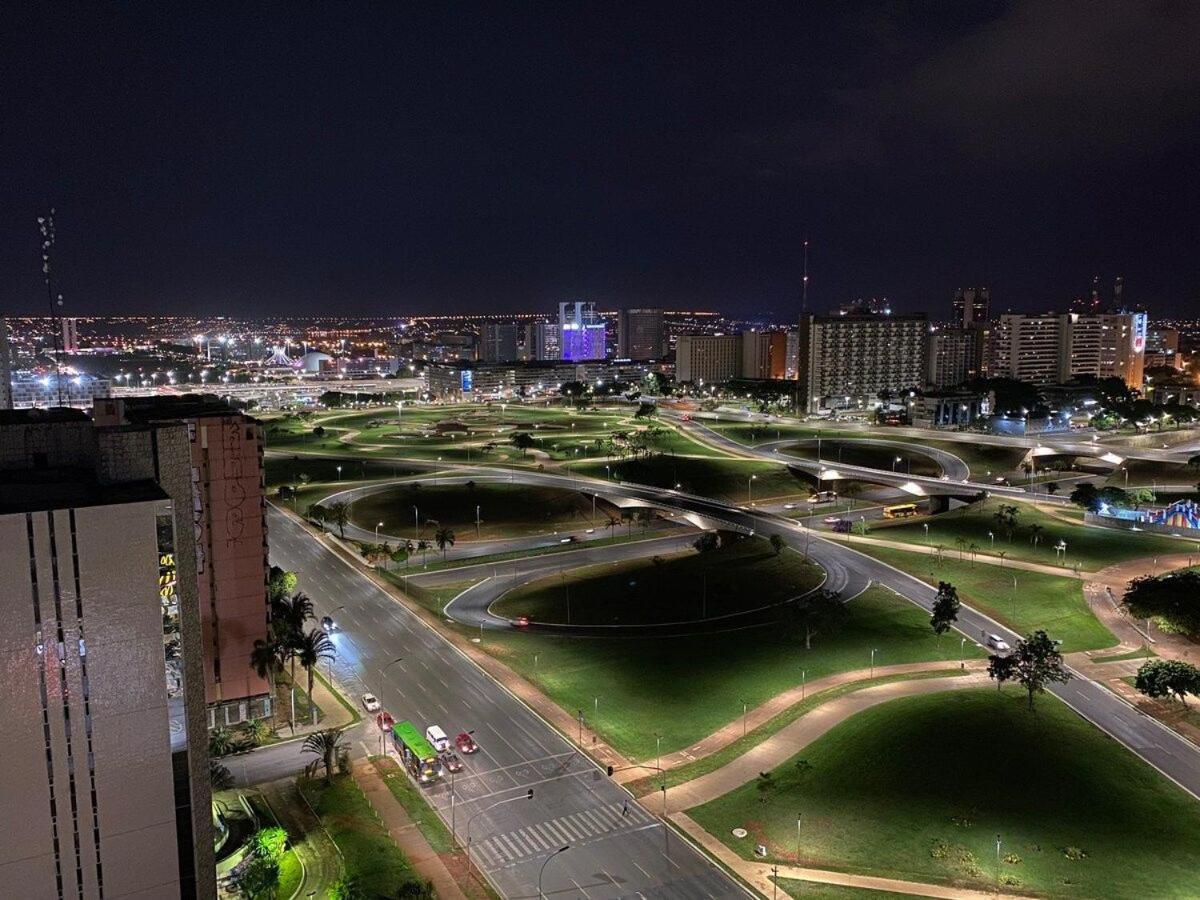 Flat Encantador No 11º Com Vista Pra Torre De Tv Brasília Buitenkant foto